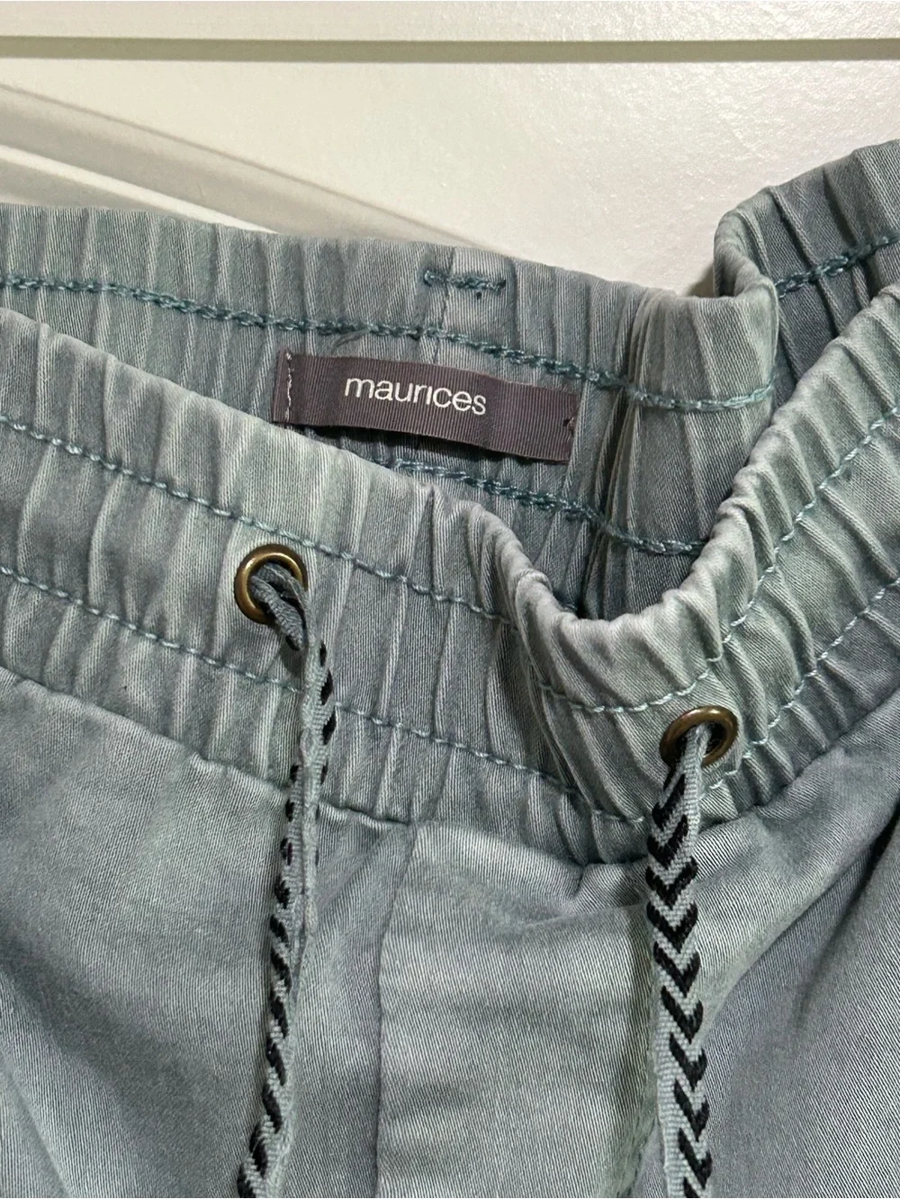 Maurice’s Casual Drawstring Cargo Pant- XL - Picture 3 of 8